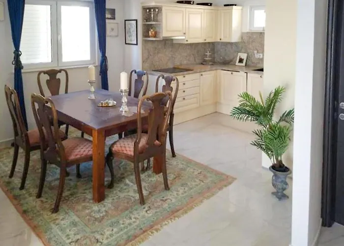 Apartment Near Biokovo Mountains *